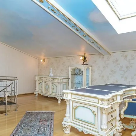 Chiara マカルスカ