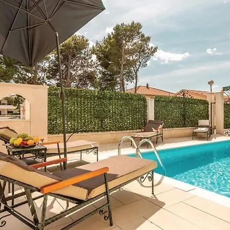 Apartman Chiara *